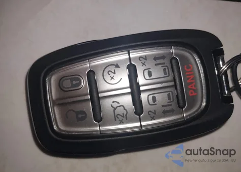 2025 Chrysler Pacifica Select z USA, uszkodzony, nr VIN 2C4RC1BG8SR612020